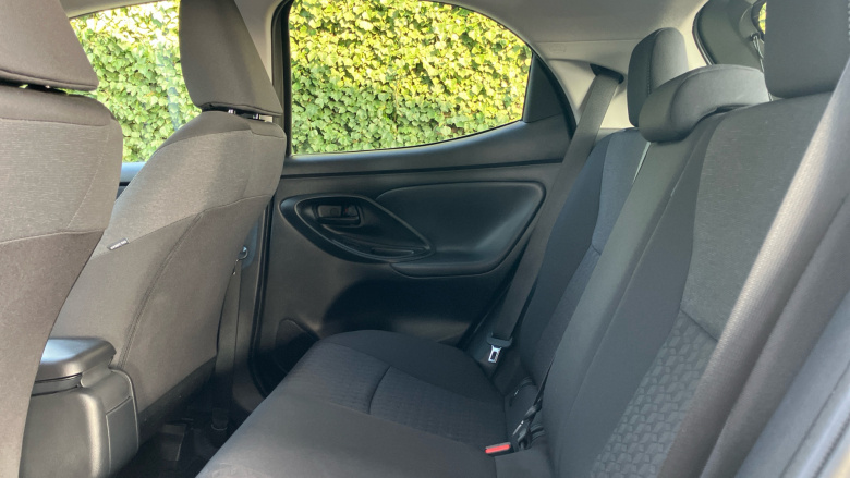 Toyota Yaris 1.5 Hybrid Design 5dr CVT Hybrid Hatchback